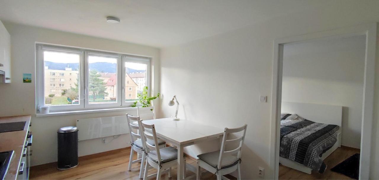 Apartamento Apartman Pod Jestedem Liberec Exterior foto